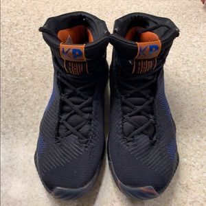 Adidas Pro Bounce 2018 KP Basketball Shoes - USED